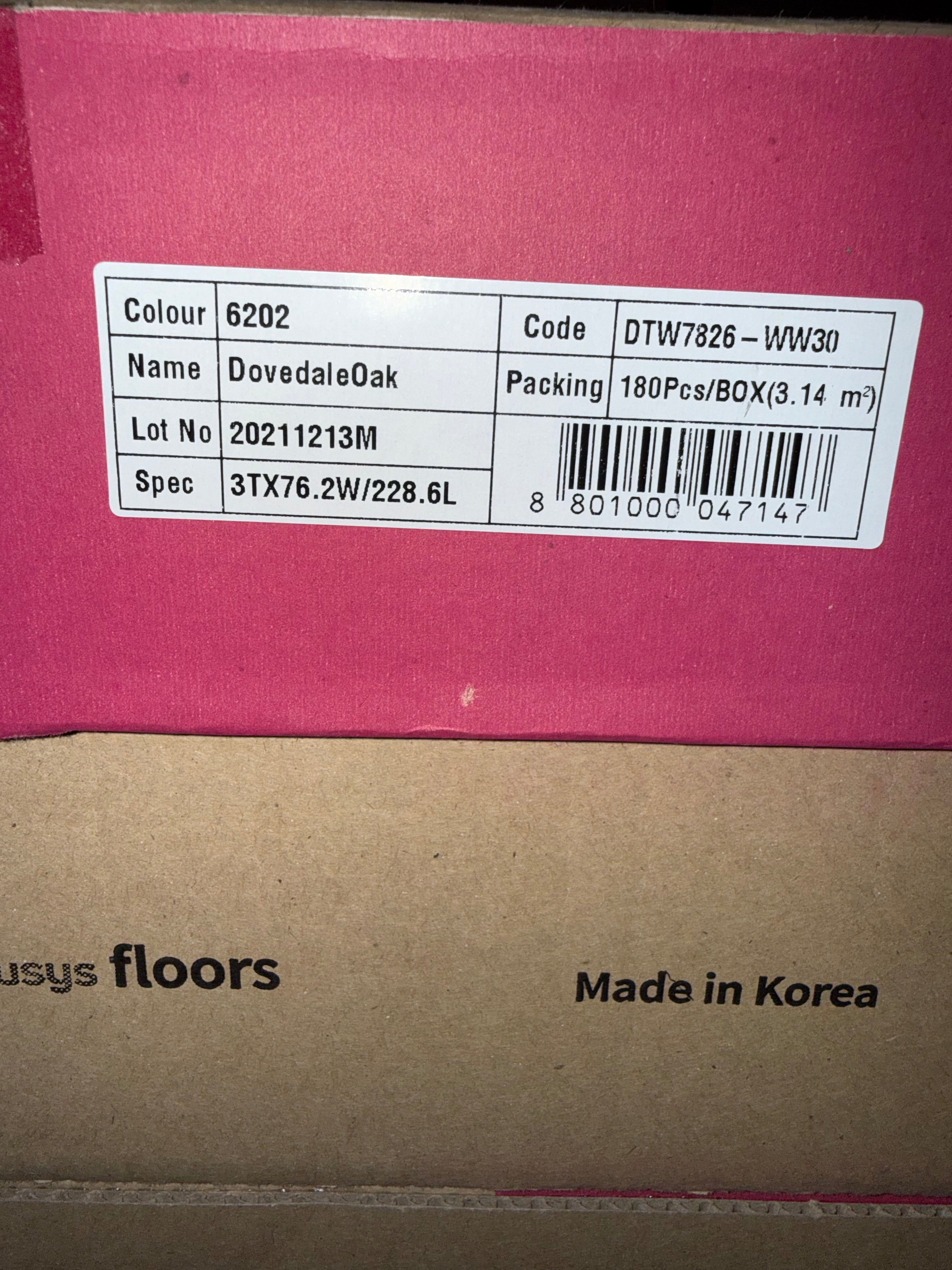 LX Hausys Dove Dale Oak parquet LVT (94.1m2 available)